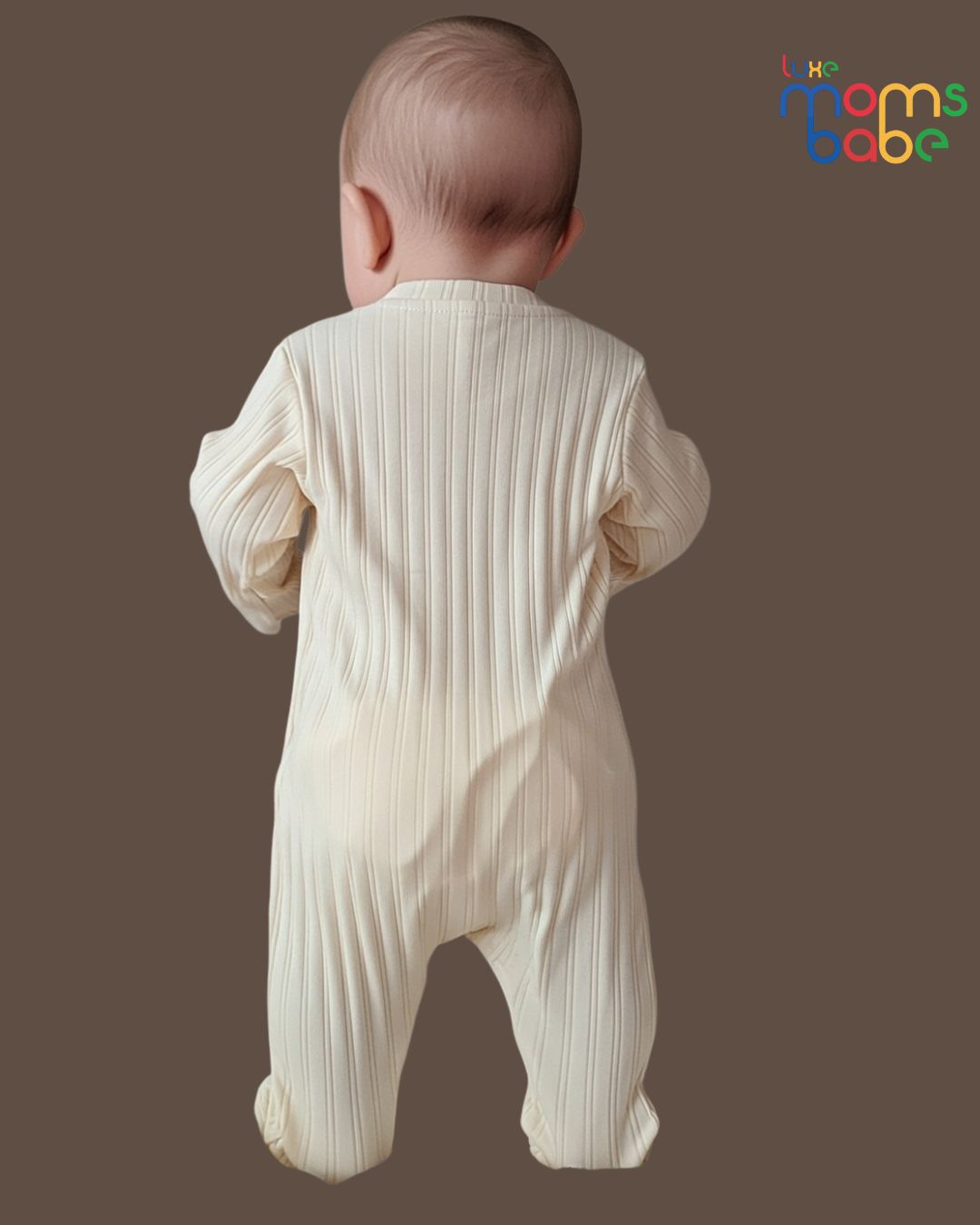 baby's footed coverall set (sleepsuit)